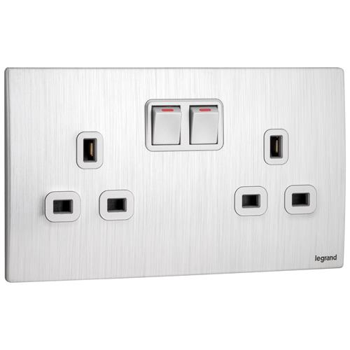 BA 2G 13A SP SW SOCKET W/ 2 E